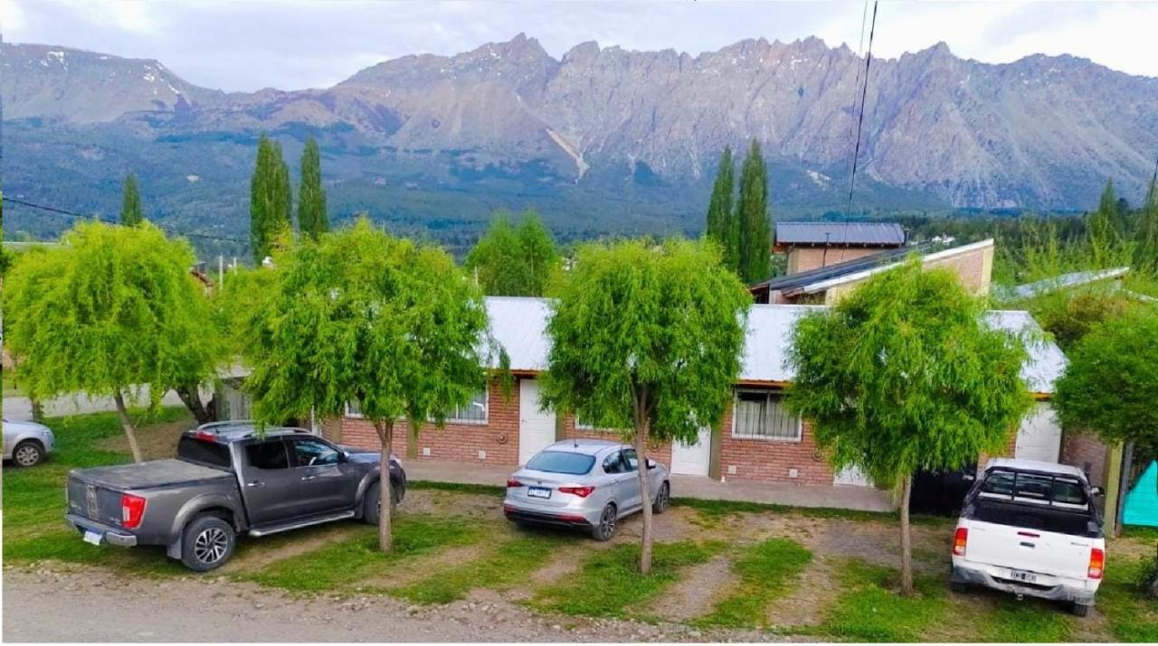 Cabanas Los Lupulos El Bolsón Exterior foto